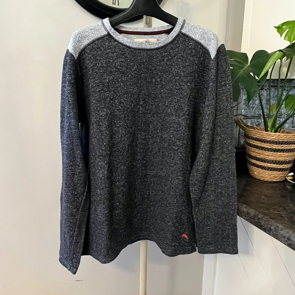 Tommy Bahama Grey Long Sleeve Red Marlin Womens Pullover Fleece Sweater | Size M
